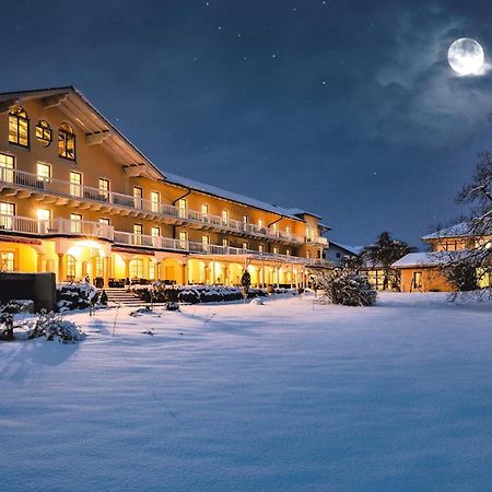 Wellness Natur Resort Gut Edermann Тайзендорф Екстериор снимка