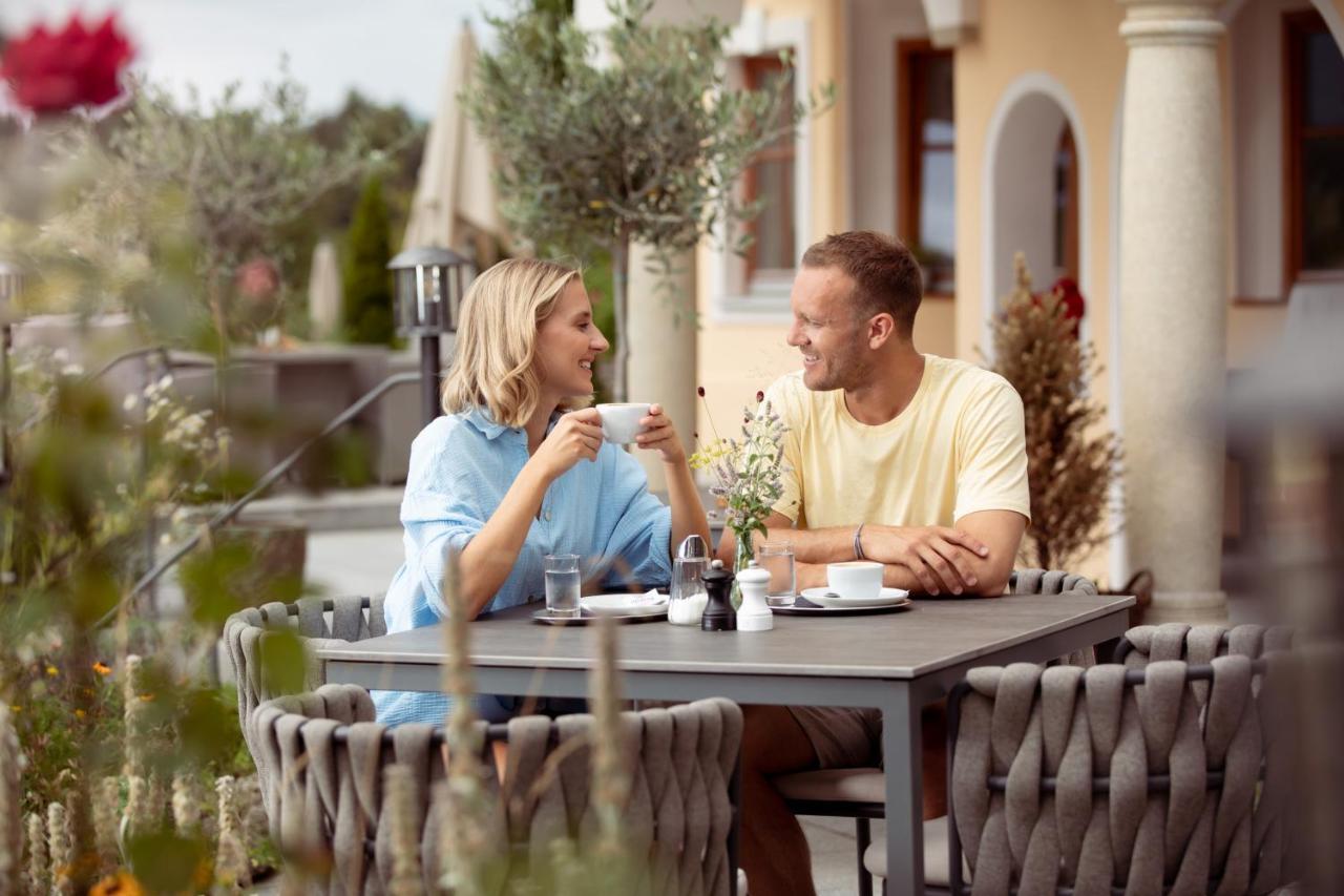 Wellness Natur Resort Gut Edermann Тайзендорф Екстериор снимка