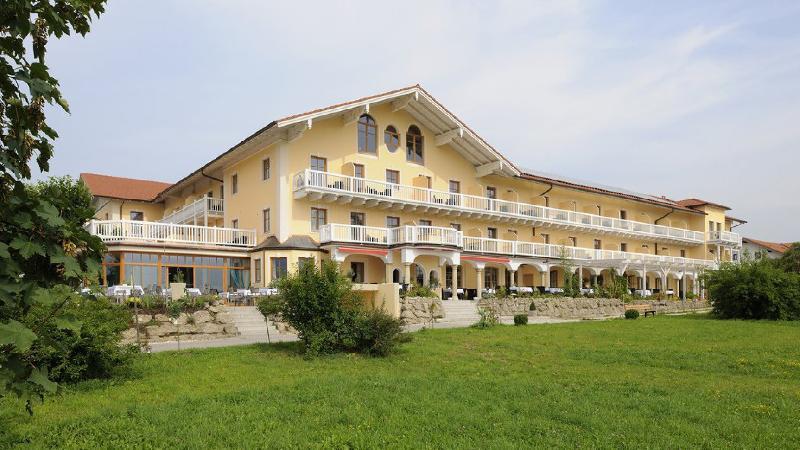 Wellness Natur Resort Gut Edermann Тайзендорф Екстериор снимка